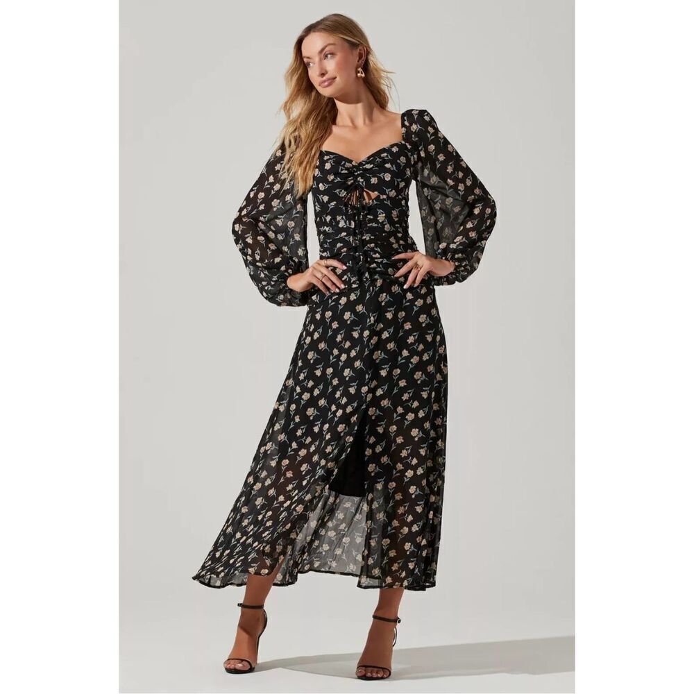 ASTR The Label Black Large Ditsy Floral Print Long Sleeve Gathered Open MIDI Dre